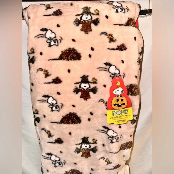 Snoopy Fall Blanket